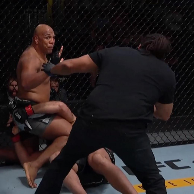 Marcos Rogerio da Lime vs. Ben Rothwell