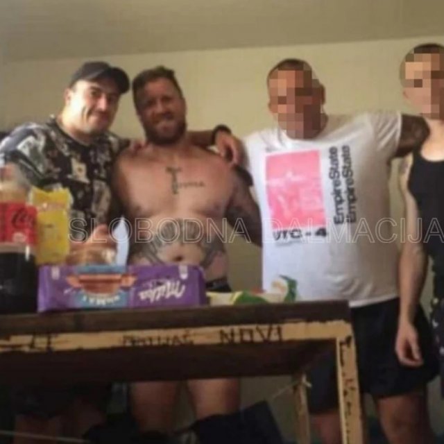 Sandro Firić, Željko Rajić i dvojica 'cimera' u ćeliji Zatvora u Splitu
