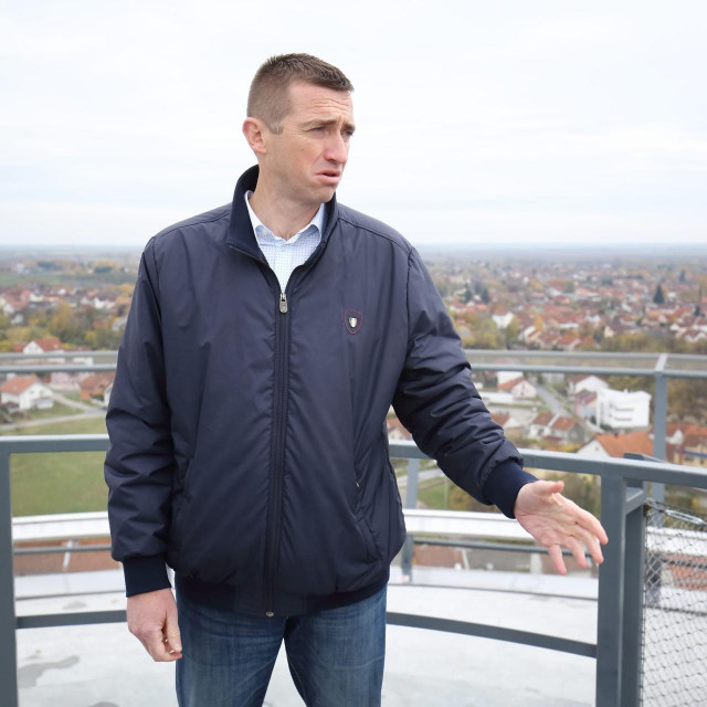 Ivan Penava na vodotornju
