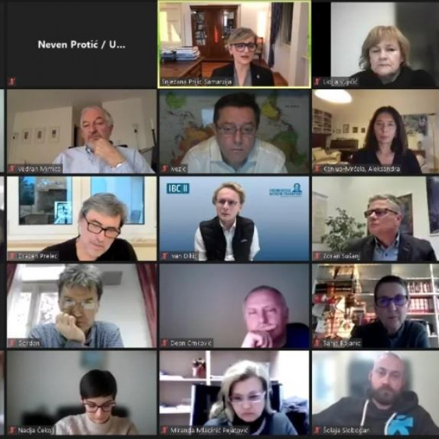 Sudionici video konferencije 'Mladi istraživači - privlačenje talenata, razvoj karijera i procjene doprinosa u znanosti i umjetnosti'
