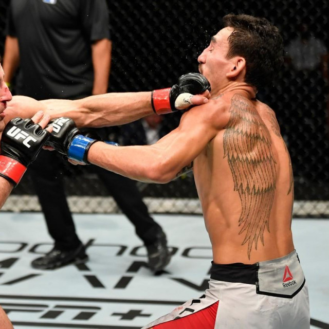 Alexander Volkanovski vs. Max Holloway
