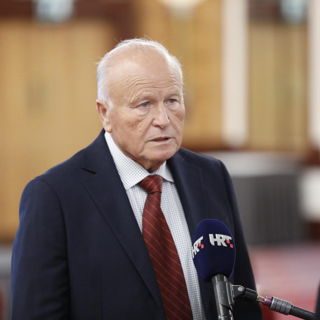 Slavko Linić
