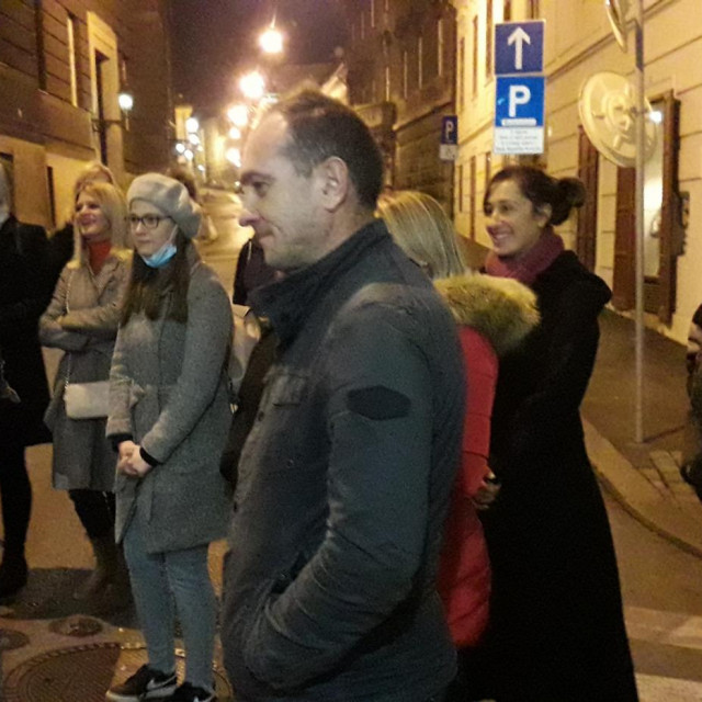 Publika, Gornjogradske coprnice
