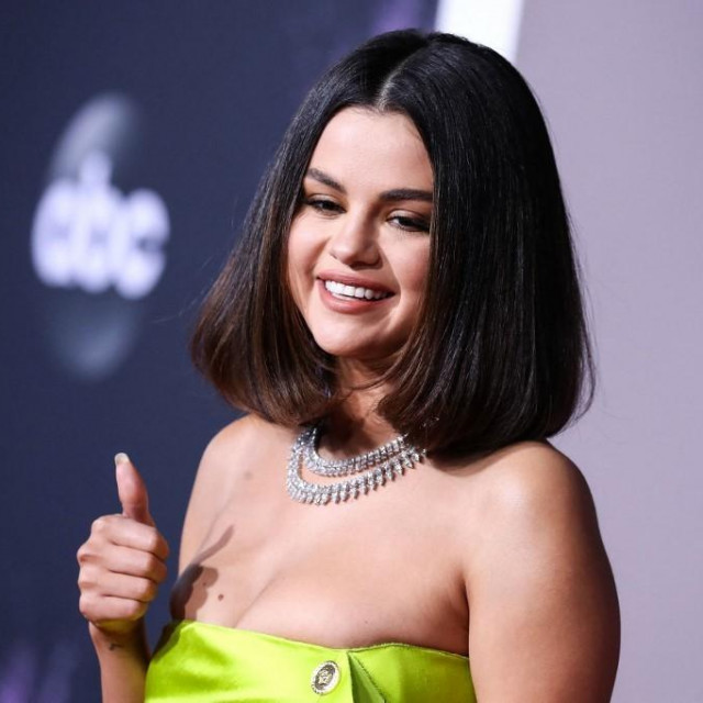 Selena Gomez
