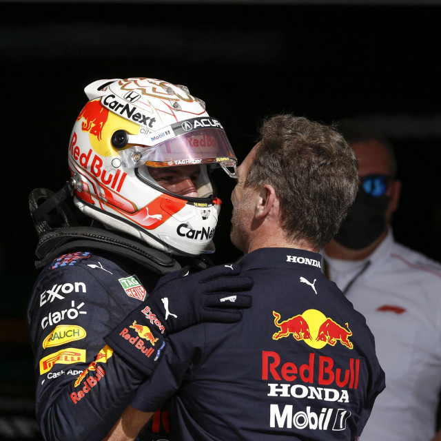 Max Verstappen i Christian Horner
