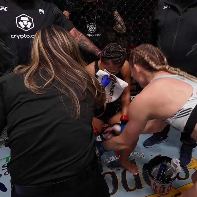 Cynthia Calvillo i Andrea Lee