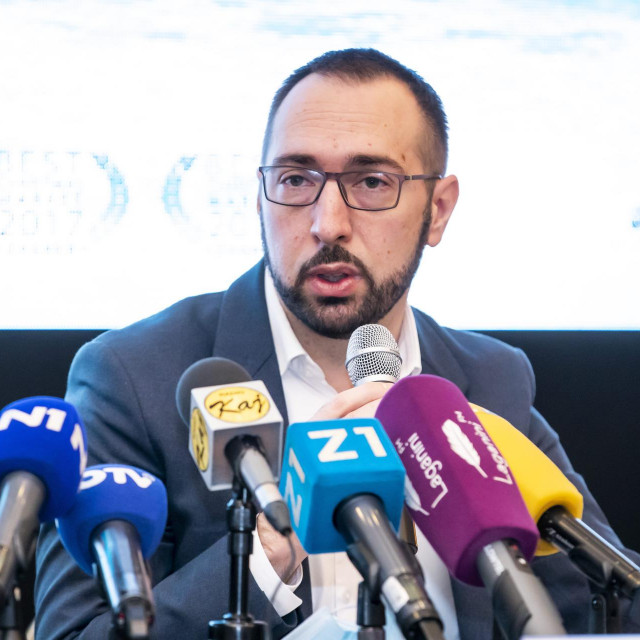 Tomislav Tomašević
