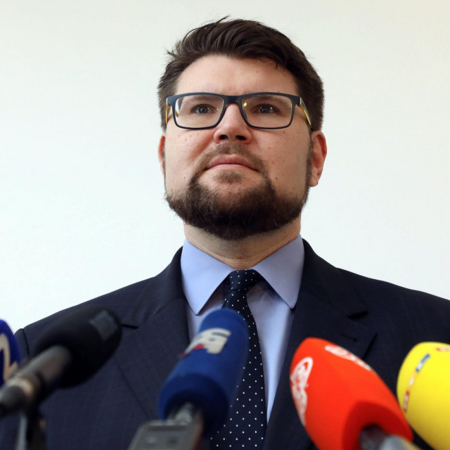 Peđa Grbin