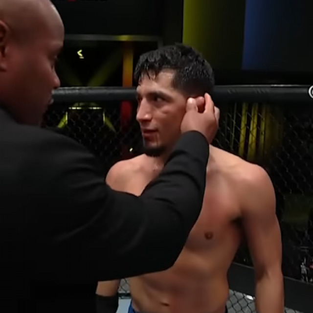 Daniel Cormier i Adrian Yanez