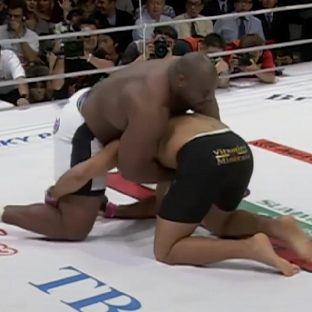 Sapp vs. Nogueira
