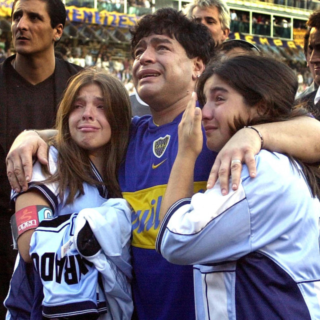 Maradona s kćerkama Dalmom i Gianninom
