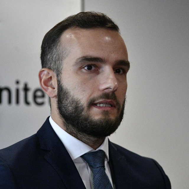 Josip Aladrović