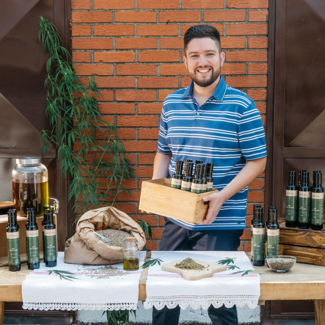 Zvonimir Kalić, BIO ulje konoplje Croaticanna
