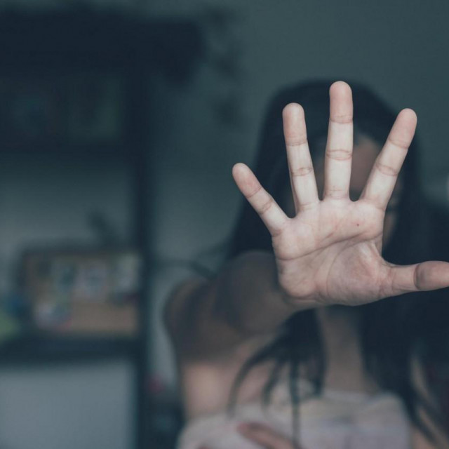 Seksualno zlostavljanje
