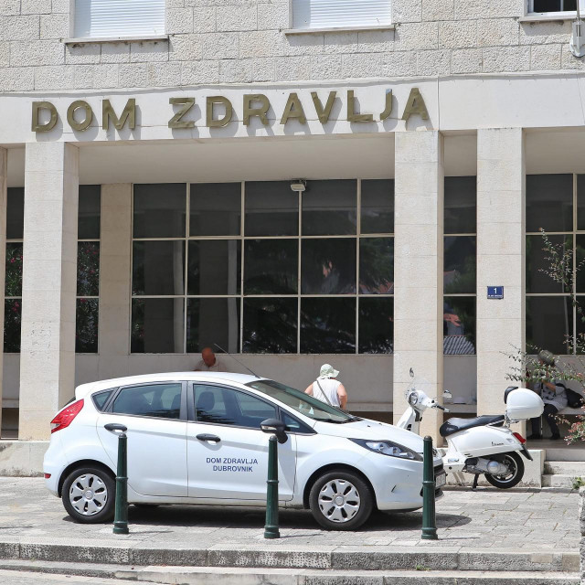 Dubrovački Dom zdravlja
