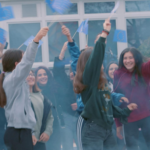 Program Škola ambasador Europskog parlamenta ima svoju himnu #EPASsong
