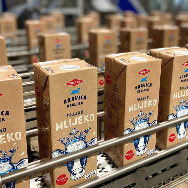 Kravica Kraljica mlijeko