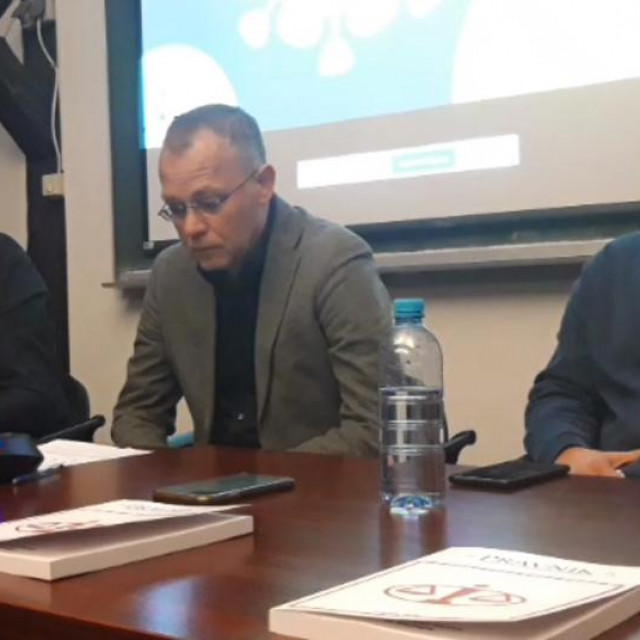 Mato Palić, Zlatko Hasanbegović i Viktor Gotovac na tribini ”COVID potvrde: kršenje ljudskih prava ili neophodno sredstvo sigurnosti”
