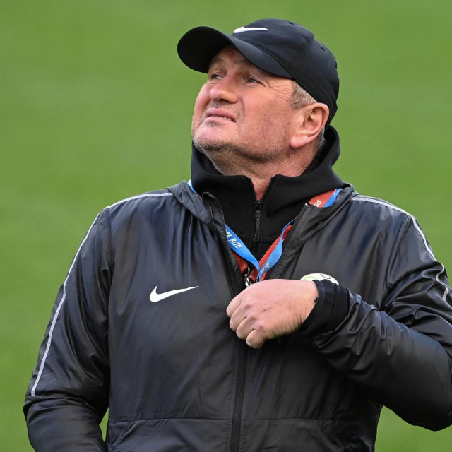 Matjaž Kek ostaje na klupi Slovenije
