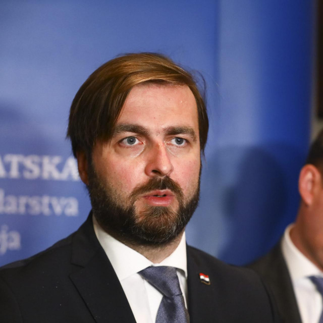 Tomislav Ćorić
