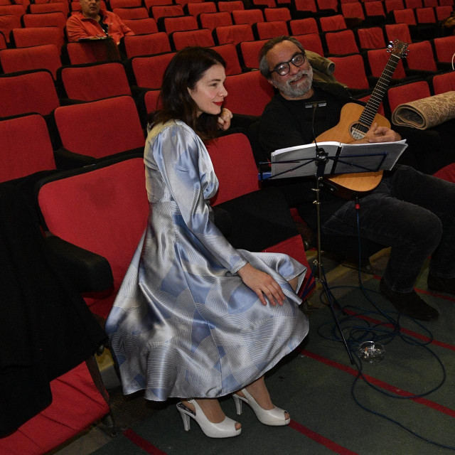  Ivana Roščić i Filip Šovagović
 
