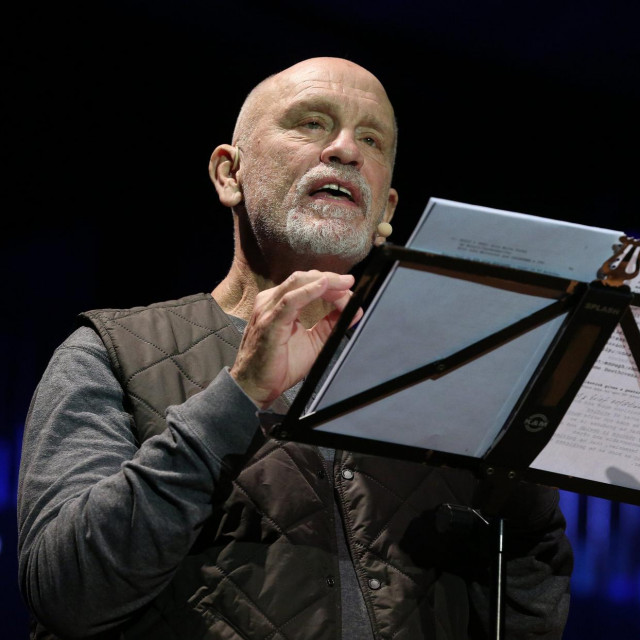 Nastup glumca Johna Malkovicha u Lisinskom.
