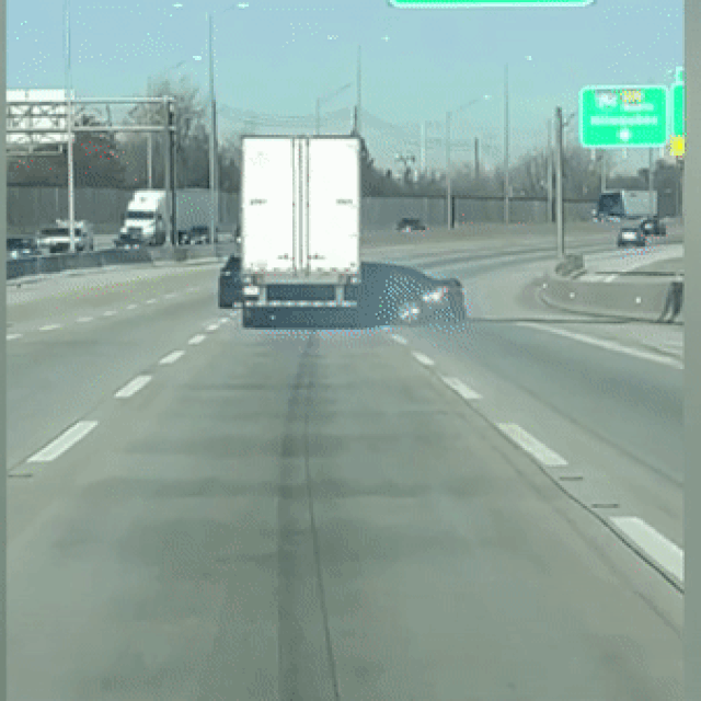 Svjedok je kazao da je vozačica vozila neoprezno i sama izazvala nesreću
