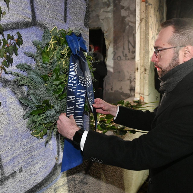 Tomislav Tomašević na komemoraciji povodom 30. godišnjice ubojstva obitelji Zec
 
