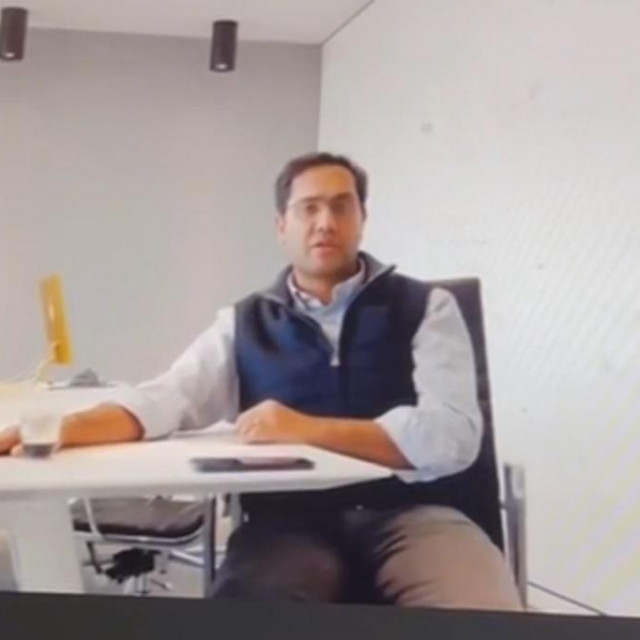 Vishal Garg (na fotografiji) prošle je subote otpuštene djelatnike optužio za ”krađu”, odnosno ustvrdio je da od klijenata tvrtke i drugih djelatnika kradu tako što su neproduktivni te zato što na poslu provedu samo dva sata
