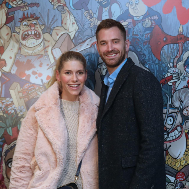  Jelena Perčin i Momčilo Otašević
 
