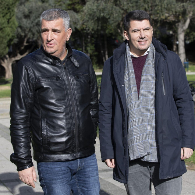 Konferencija za medije Nikole Grmoje i Mire Bulja na temu Mostova referenduma
