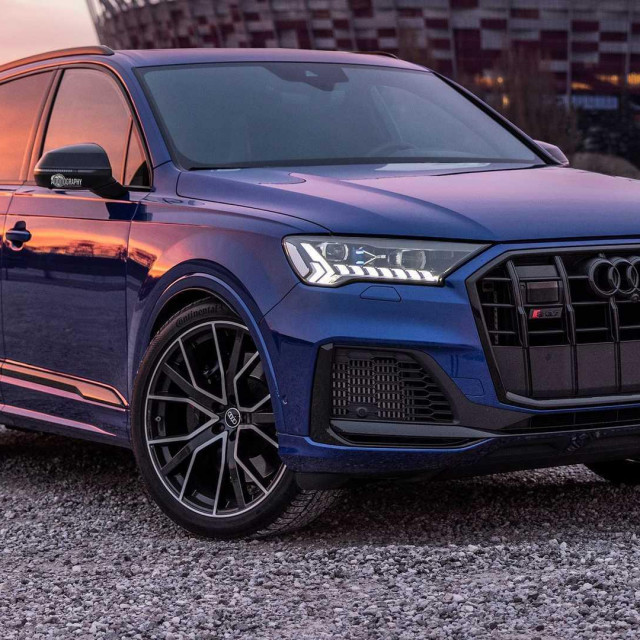 Audi SQ7
