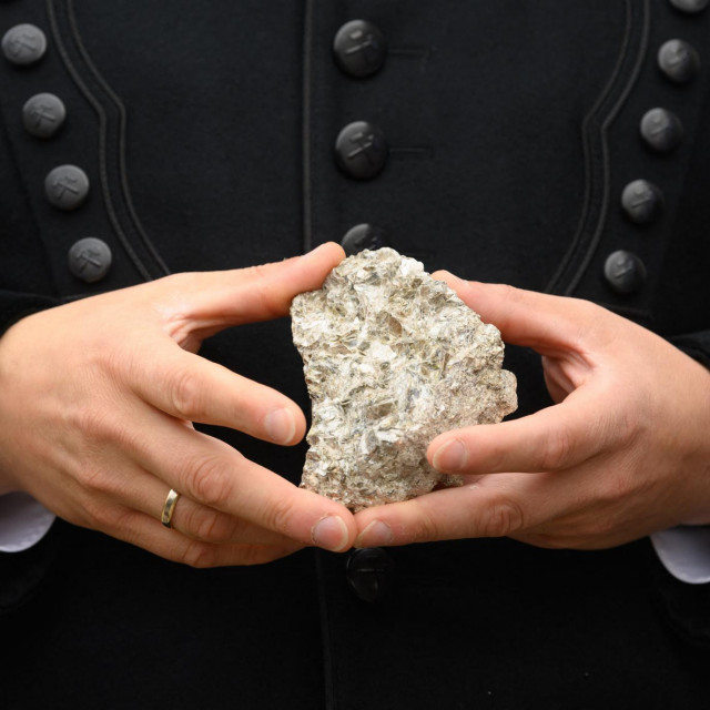 Komad rude litija/Ilustracija
