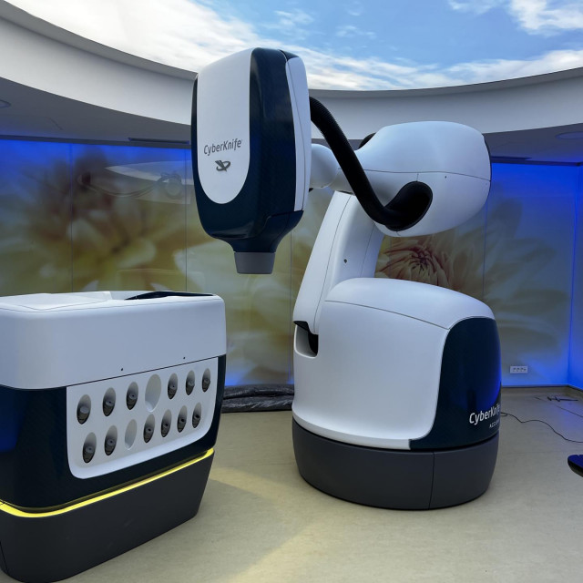 Cyber Knife S7, linearni akcelerator za učinkovitije tretiranje karcinoma
