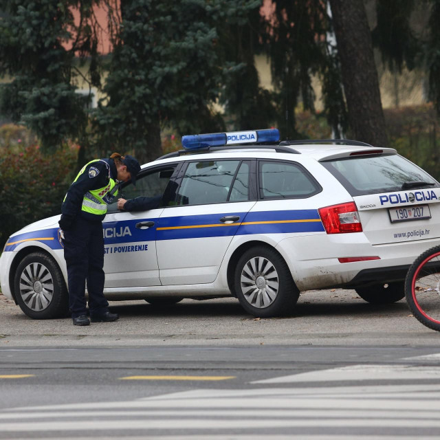 Policijsko vozilo, Ilustracija
