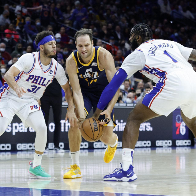 Bojan Bogdanović i Utah su pobijedili Philadelphiju
