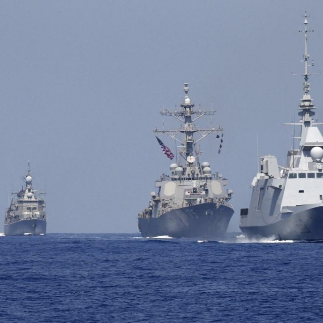 Borbeni brodovi američke mornarice, ilustracija
