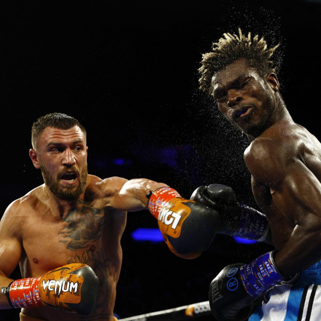 Vasiliy Lomachenko i Richard Commey
