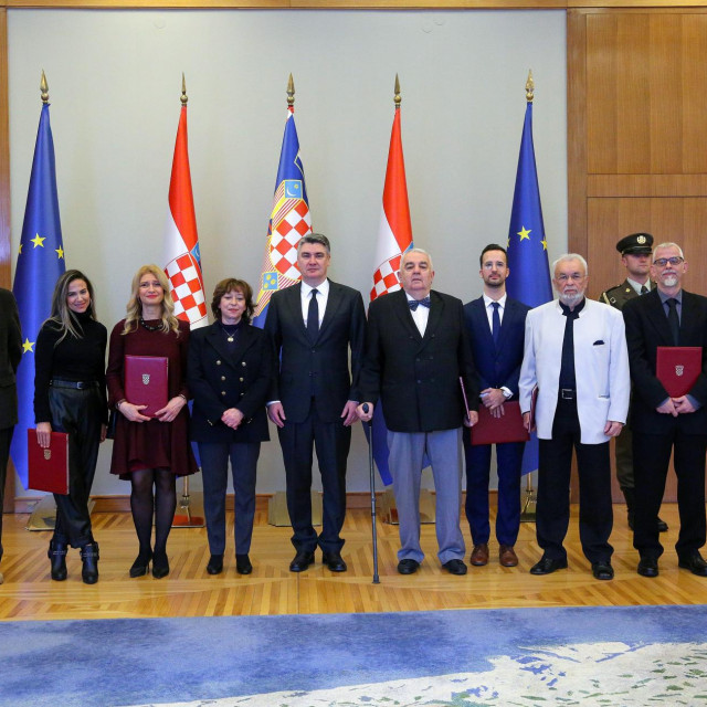 Predsjednik Republike s uzvanicima
