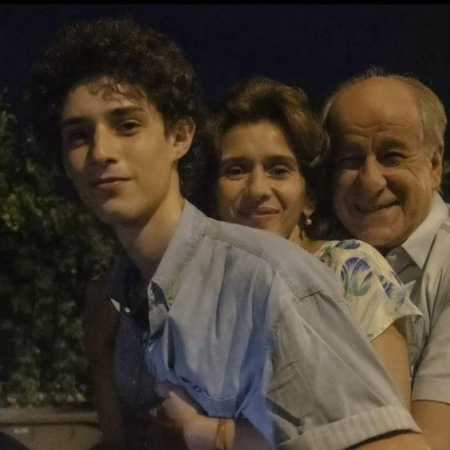 sorrentino bozja ruka
