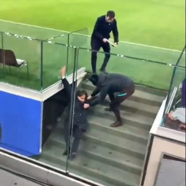 Simone Inzaghi je doživio nesvakidašnju nezgodu nakon utakmice s Cagliarijem