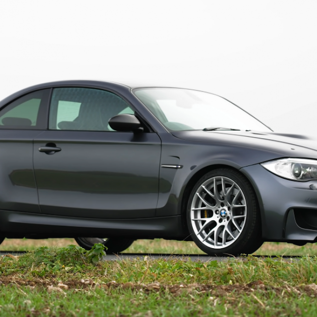 BMW Serija 1 Coupe V8
