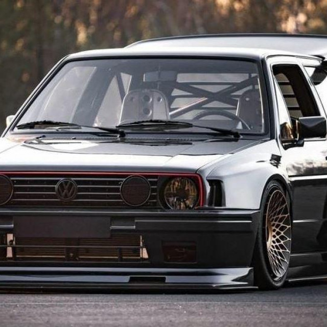 Tuning 2, ilustracija
