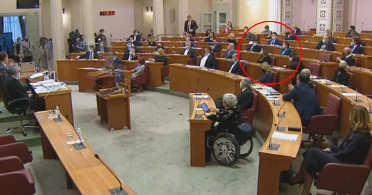 Jutarnji list - Nisu znali da im je mikrofon uključen: ‘Ovo smo jako loše napravili, okrenuli smo sve kontra sebe‘ 
