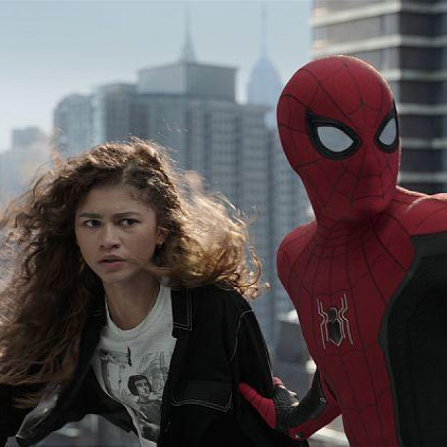 MJ (Zendaya) i Spiderman
