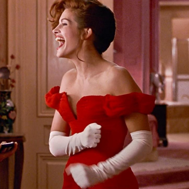 USA. Julia Roberts and Richard Gere in a scene from the Â©Warner Bros movie: Pretty Woman (1990).
Plot: A man in a legal but hurtful business needs an escort for some social events, and hires a beautiful prostitute he meets... only to fall in love.
Ref: LMK110-J6989-191120
Supplied by LMKMEDIA. Editorial Only.
Landmark Media is not the copyright owner of these Film or TV stills but provides a service only for recognised Media outlets. pictures@lmkmedia.com,Image: 570469231, License: Rights-managed, Restrictions: Supplied by Landmark Media. Editorial Only. Landmark Media is not the copyright owner of these Film or TV stills but provides a service only for recognised Media outlets. Per la presente foto non Ă¨ stata rilasciata liberatoria. Ai sensi di legge e come gi, Model Release: no, Credit line: Supplied by LMK/IPA/IPA/Profimedia
