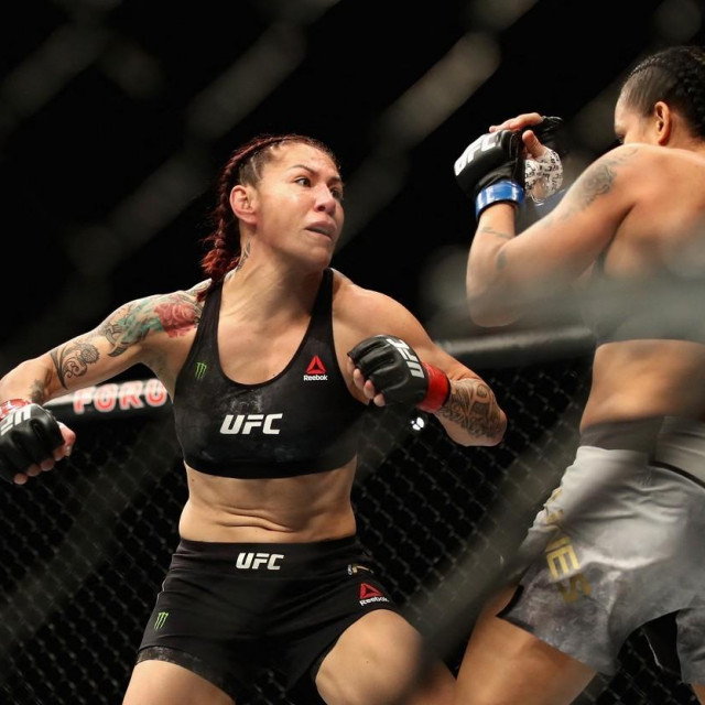 Cris Cyborg vs. Amanda Nunes
