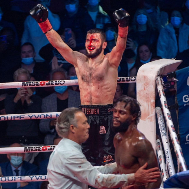 Artur Beterbiev
