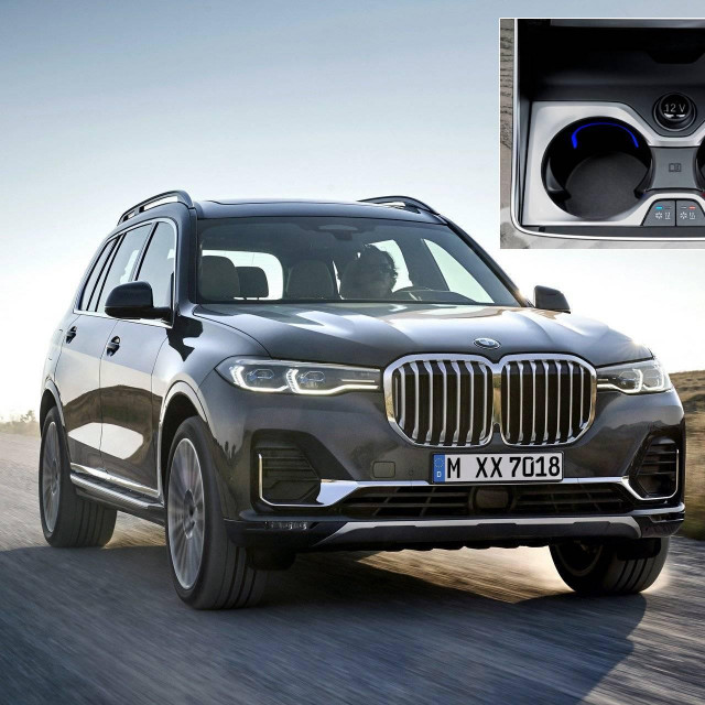 BMW X7
