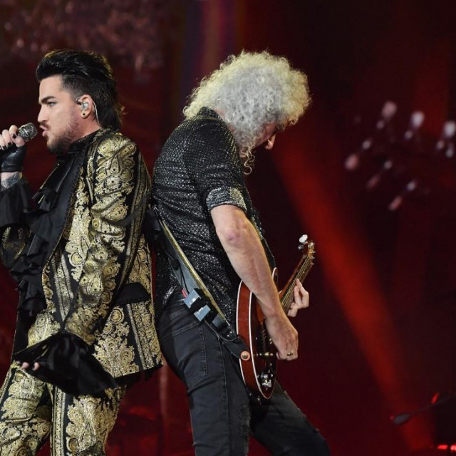 Adam Lambert i Brian May
